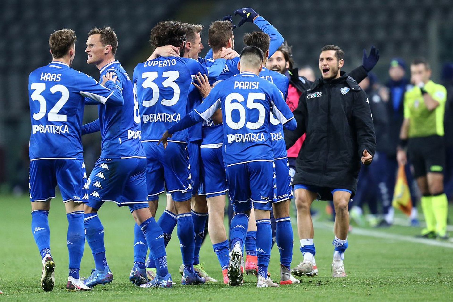 更是让球队 更是让球队